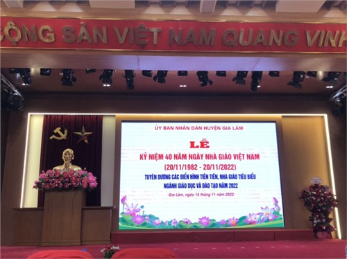 Lễ Mitting kỷ niệm 40 năm ngày nhà giáo Việt Nam